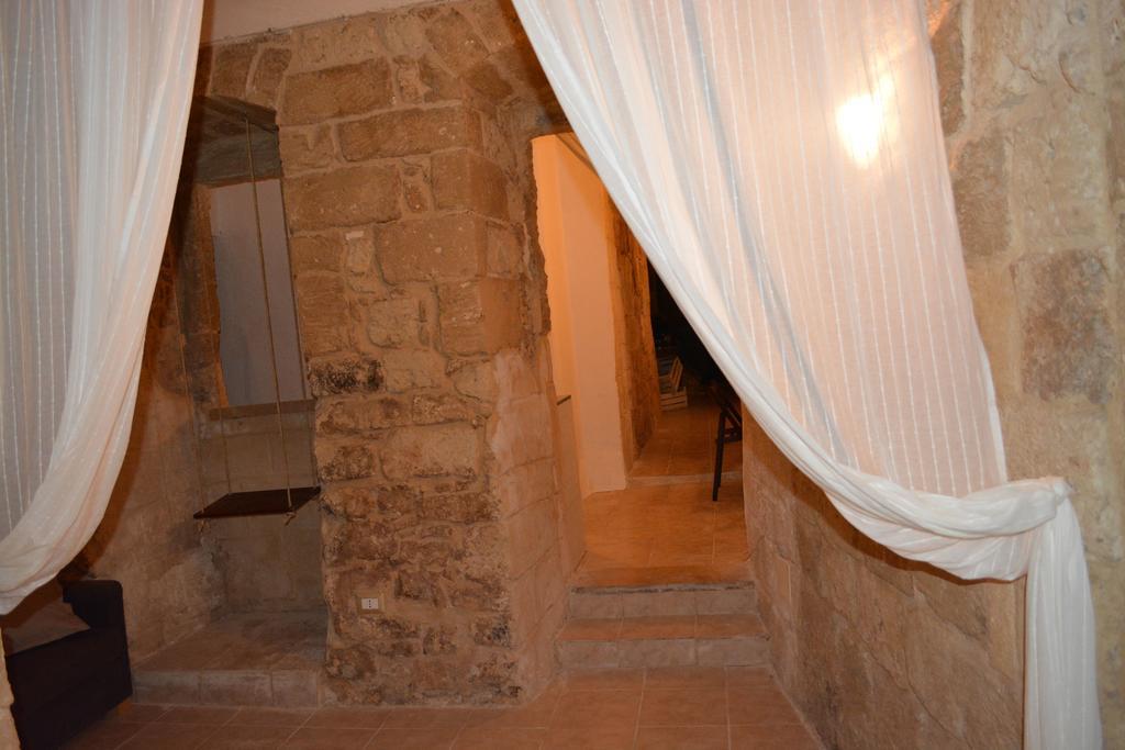 Palazzo Di Citta Flat Apartment Bari Exterior photo